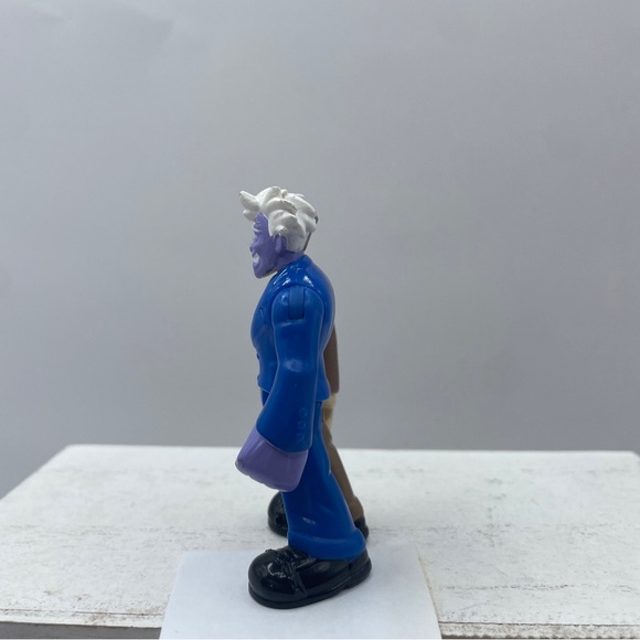 Fisher Price Imaginext Two Face DC Super Friends Villain Figure Harvey Dent - Picture 7 of 7